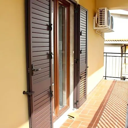 Elegance Bed & Breakfast 3*